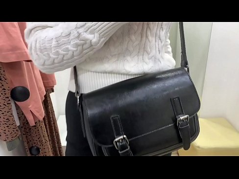 ❤️ ציבור מאַסטערביישאַן פון יונג הור פעראַלבעררי מיט אַ דילדאָ אין די פּאַסן צימער ❤️ סופּער סעקס ביי yi.shufflesex.ru ️❤